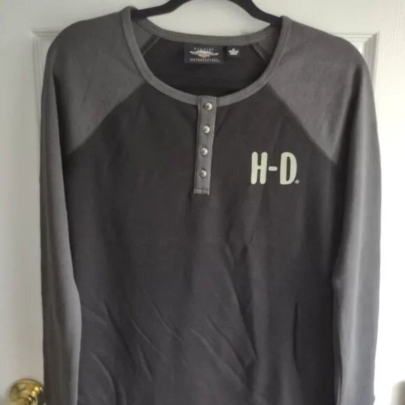 Harley-Davidson long sleeve t shirts - thermal - bundle of 3 - like new - size M - Picture 6 of 14